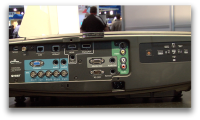 Epson G6900WU Inputs