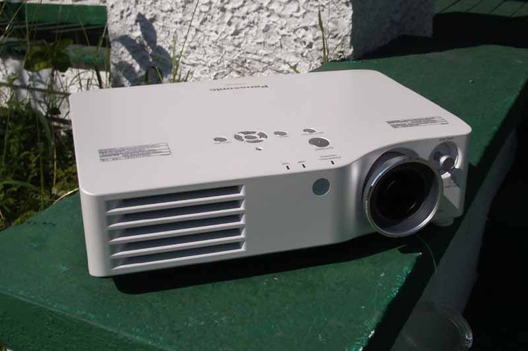 Panasonic PT-AX100U Projector
