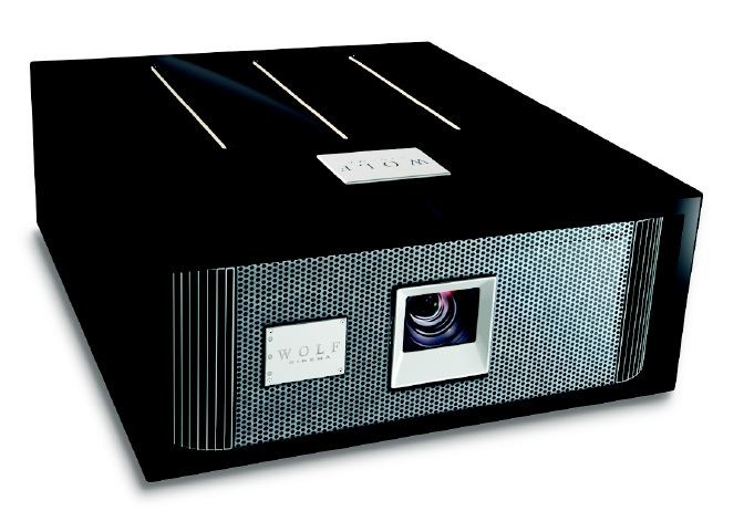 Wolf Cinema SDC-15 3D D-ILA Projector First Look