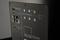3000_series_amp_detail_re.jpg