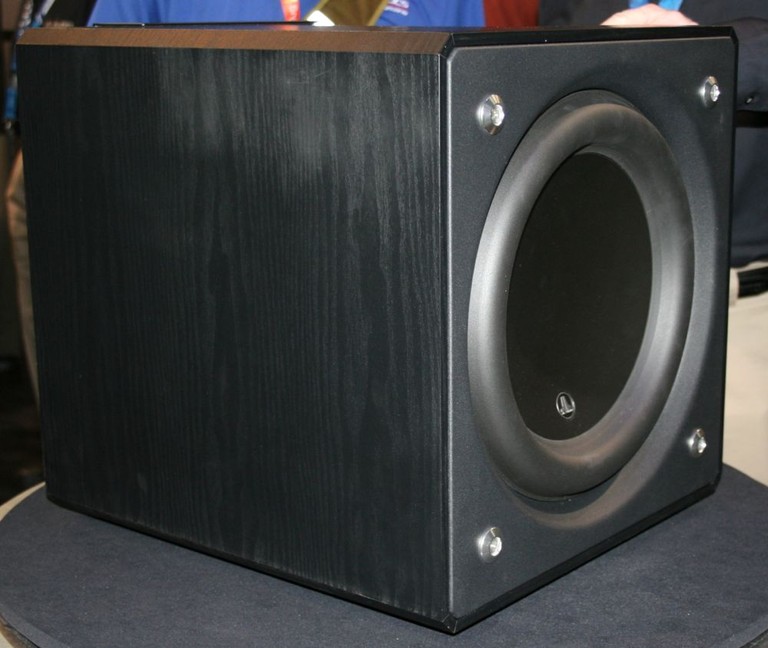JL Audio E-Sub e112 and e110 Subwoofers Preview