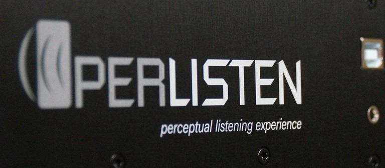 R212s perlisten logo