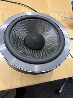 800 woofer