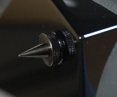 Pinnacle spiked feet