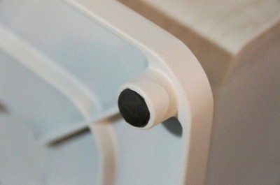 Vestia plastic feet2