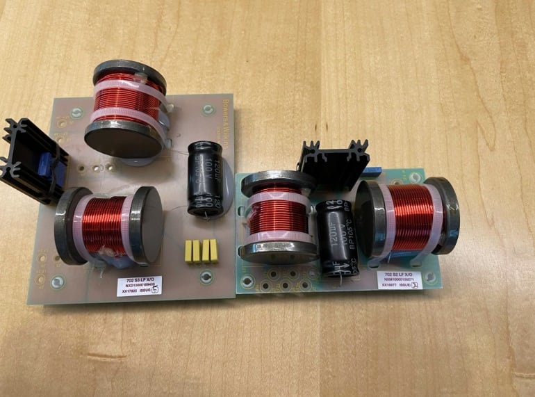 Bowers & Wilkins 700 S3 Series Loudspeakers Demo Report | Audioholics