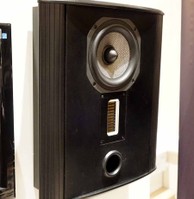 Legacy Pixel ON-Wall speaker