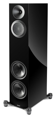 820F