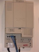 APC back-UPS HS 500