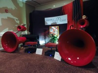 Sadurni Staccato Horn speakers